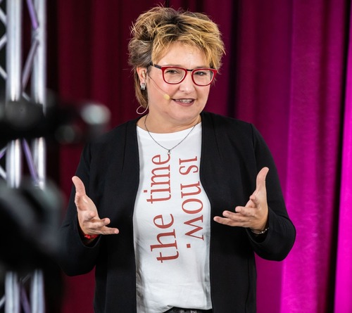 Julia Schmitz