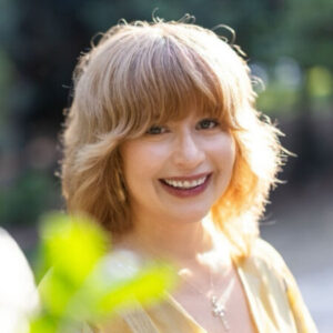 Profile photo of Maggie Kelly