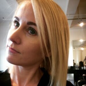 Profile photo of Dawn Handy